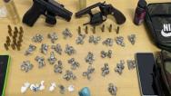 Dupla é presa com armas, maconha e cocaína em São Luís