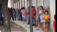 Após paralisação, Caixa retoma serviços com longas filas