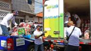 Prefeitura entrega cestas alimentares no bairro Liberdade