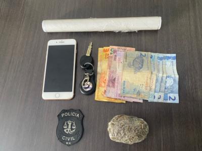 Casal é preso por abandono de incapaz e suspeita de tráfico de drogas