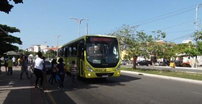 Deputado pede vacinação imediata para motoristas e cobradores