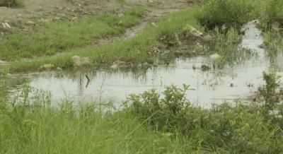 Galeria entupida causa alagamentos em bairro de São Luís