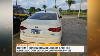  PRF apreende veículo clonado em Santa Inês