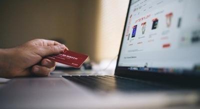  Nova forma de tributação freia compras de 'viciados' em sites asiáticos 
